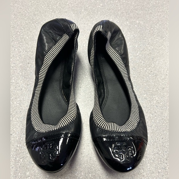 Tory Burch Shoes - Tory Burch black and white womens ballet style flats